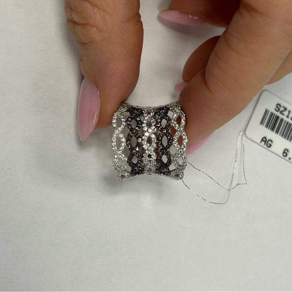 Suzy Levian Sterling Silver Pave Brown & White CZ Ring NWT - Picture 4 of 6